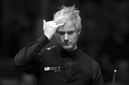 如同铜墙铁 如同铜墙铁