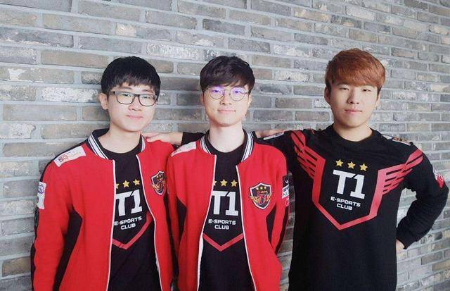 谁能取胜？英超前3轮曼城积3分曼联积4分，下轮两队将迎德比