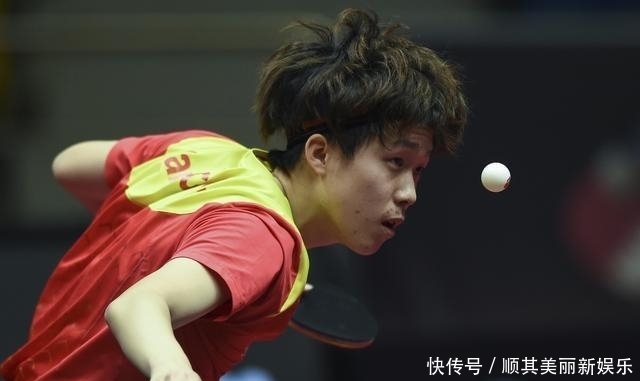 他不愿意在 他不愿意在